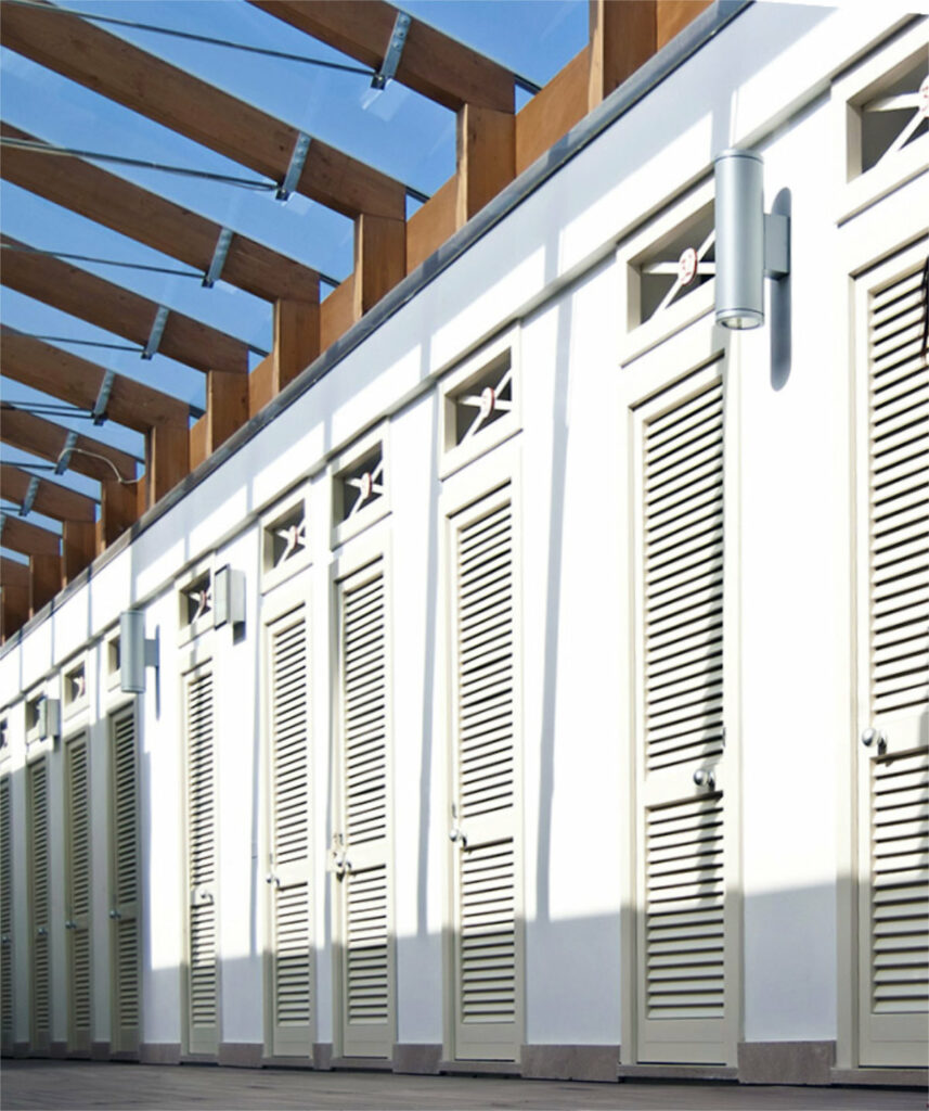 beach-Club-Versilia-Changing-rooms-